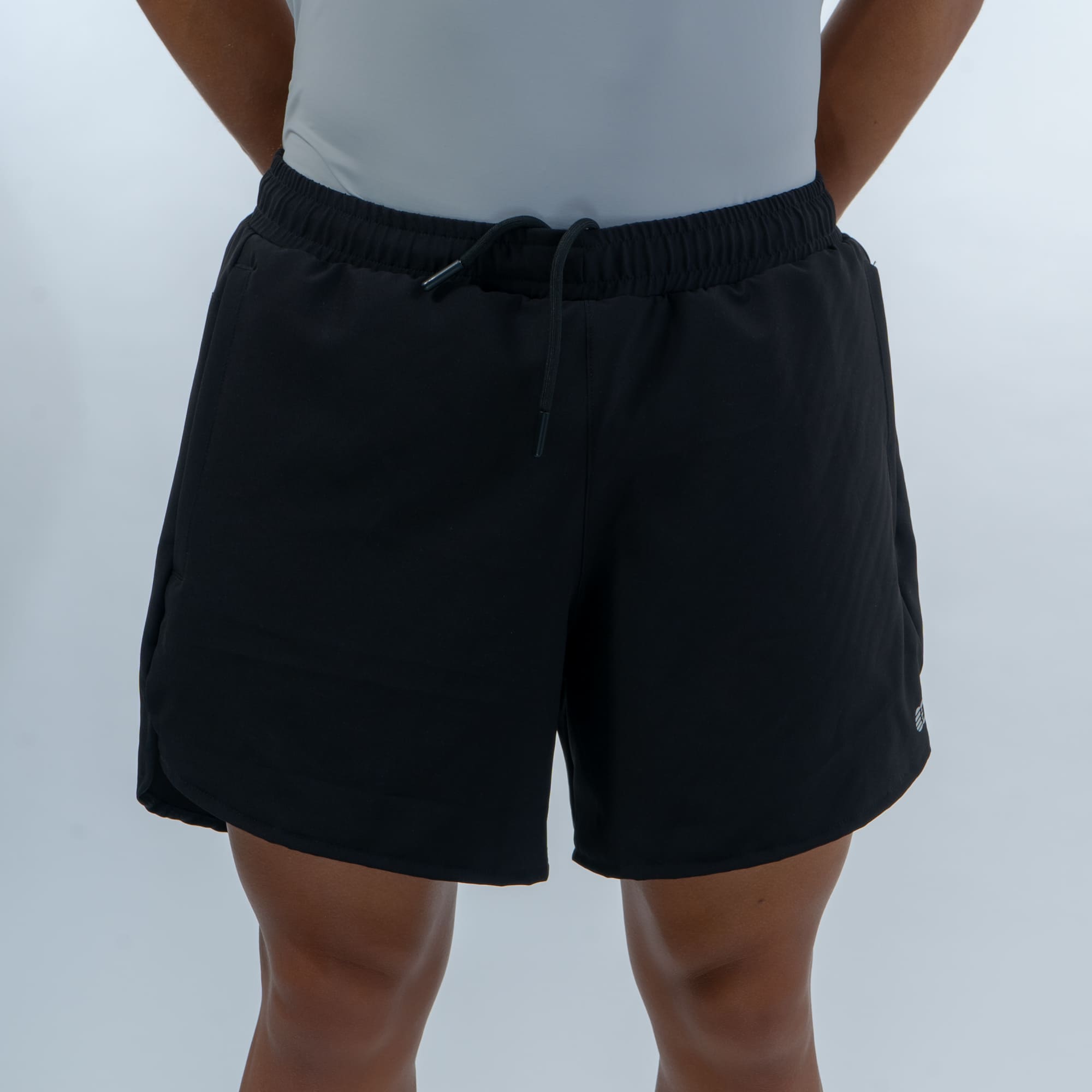 SHORT SUNSET VIBES BLACK | CINCO AM