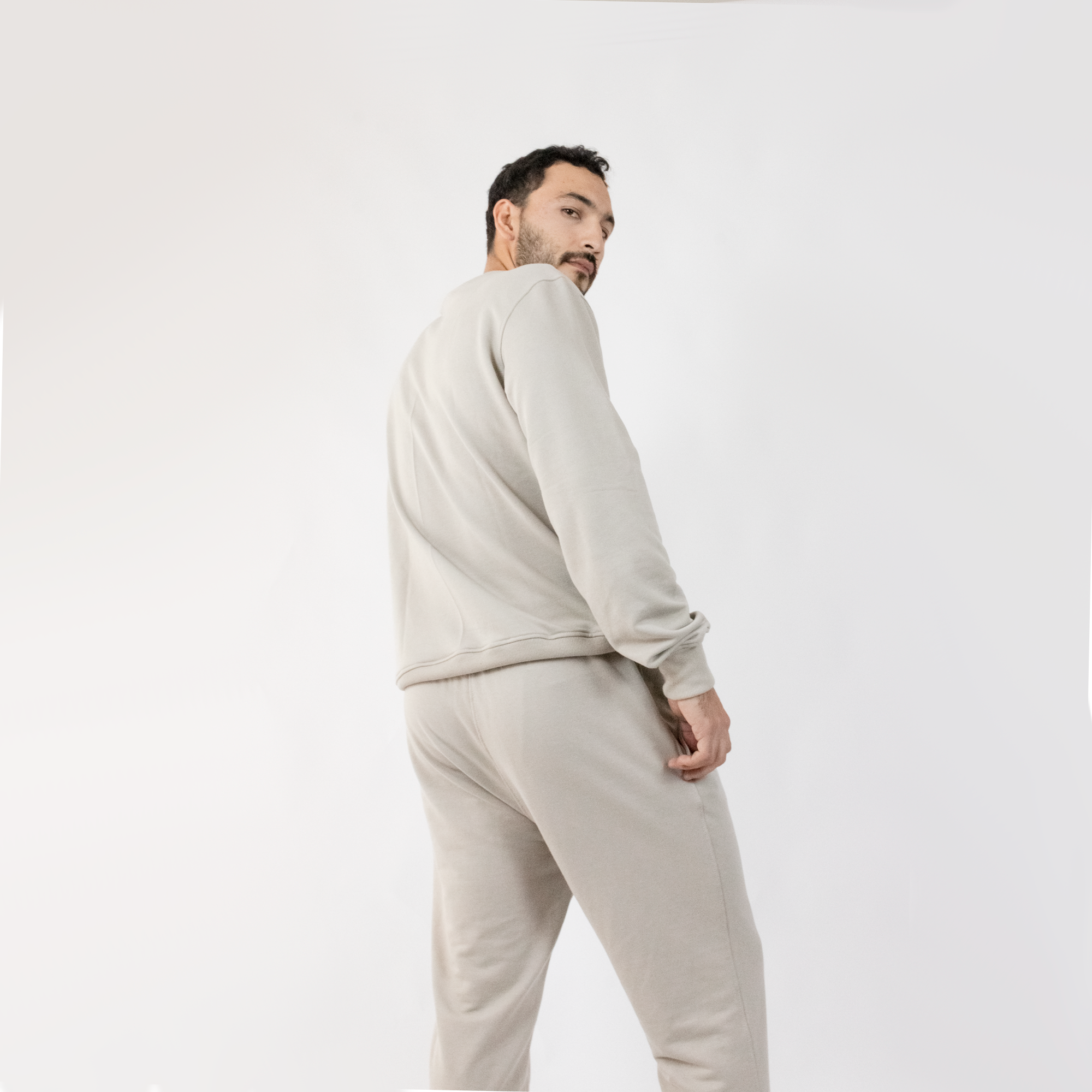 ACTIVE.01 JOGGER UNISEX GRIS | CINCO AM