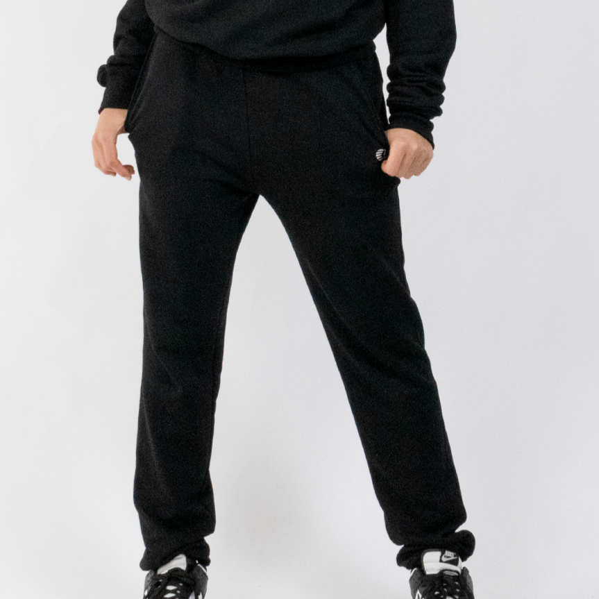 ACTIVE.01 JOGGER UNISEX NEGRO | CINCO AM