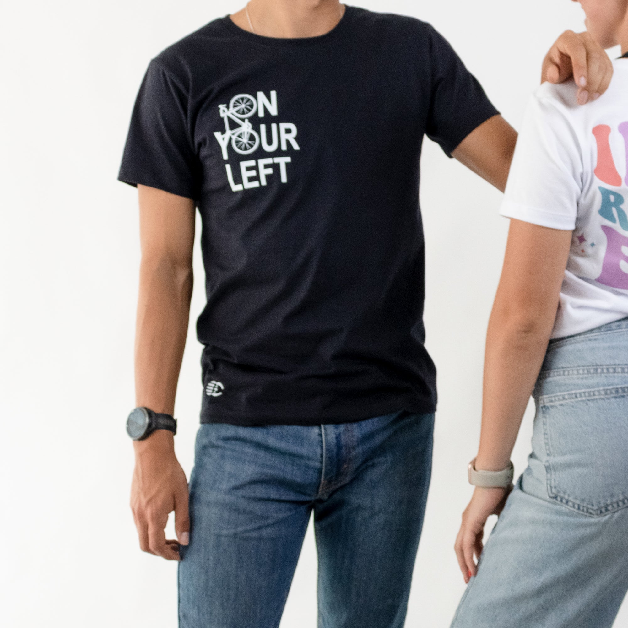 CAMISETA LIFESTYLE MAN BLUE ON YOUR LEFT | CINCO AM