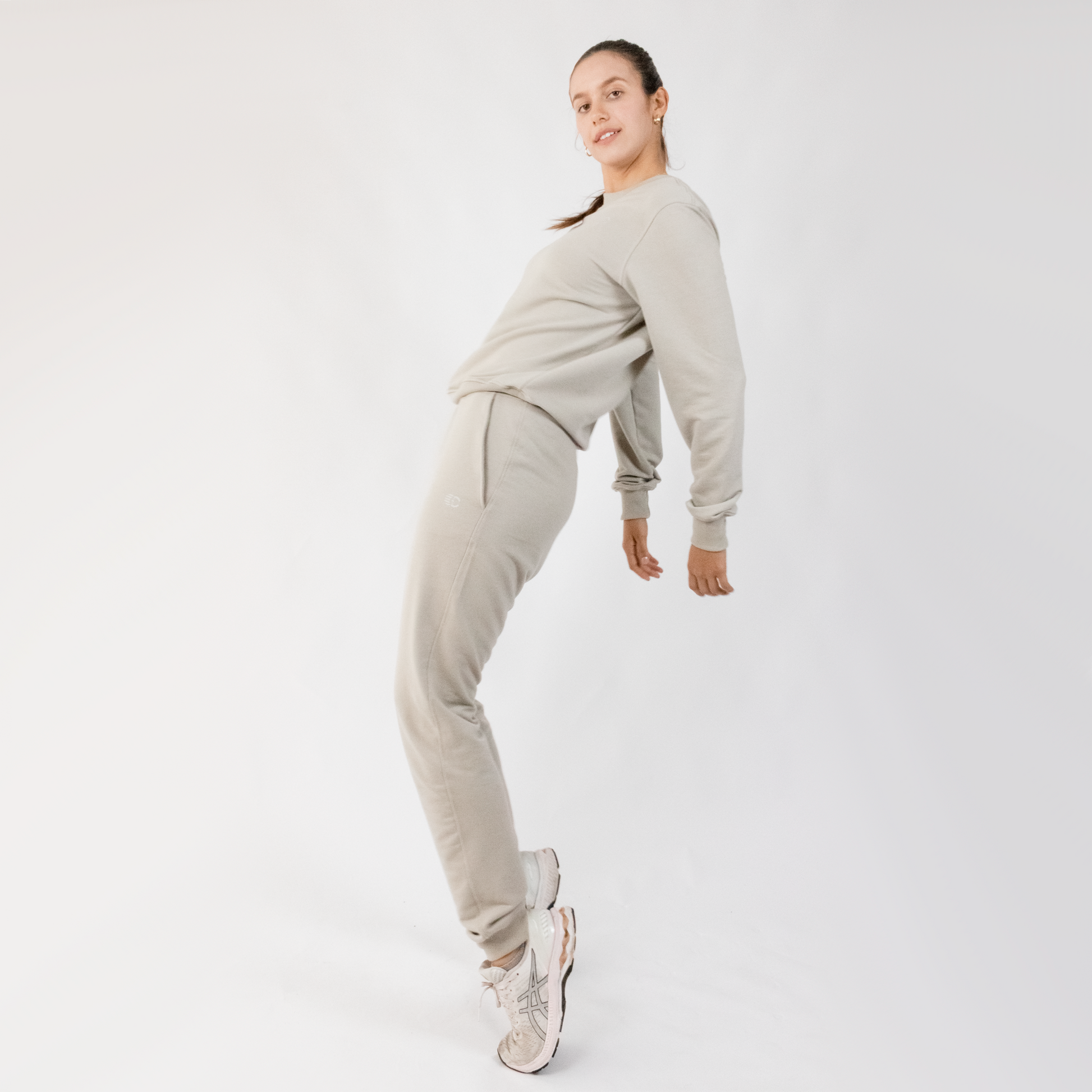 ACTIVE.01 JOGGER UNISEX GRIS | CINCO AM - CINCO AM