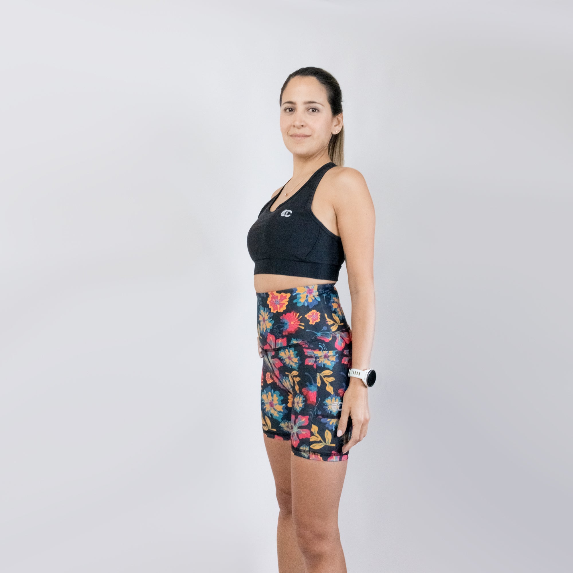 PANTALONETA DEPORTIVA FLORES DE HAWAII MUJER | MOVE