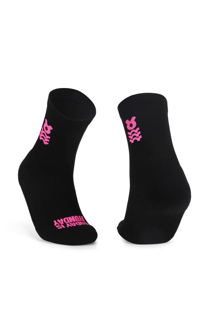 TODAY IS RUNDAY N&F | BUNNYHOP