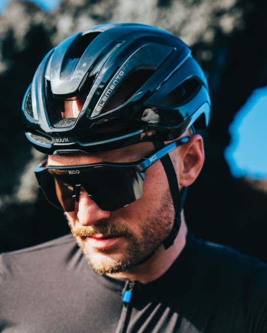 CASCO ELEMENTO NEGRO | KASK