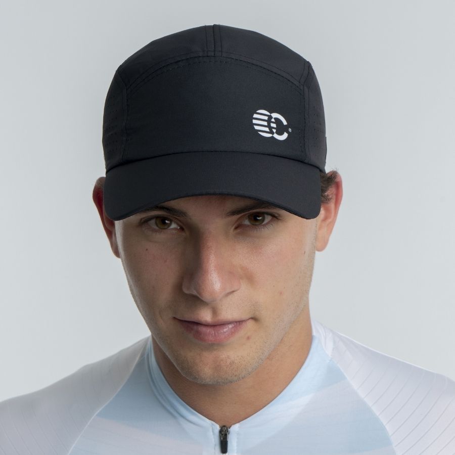 RUNHAT BLACK | CINCO AM - CINCO AM