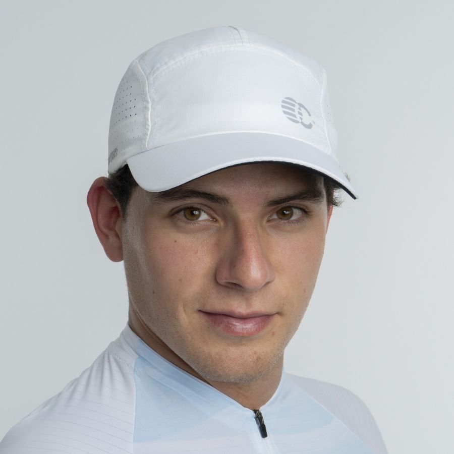 RUNHAT WHITE | CINCO AM - CINCO AM